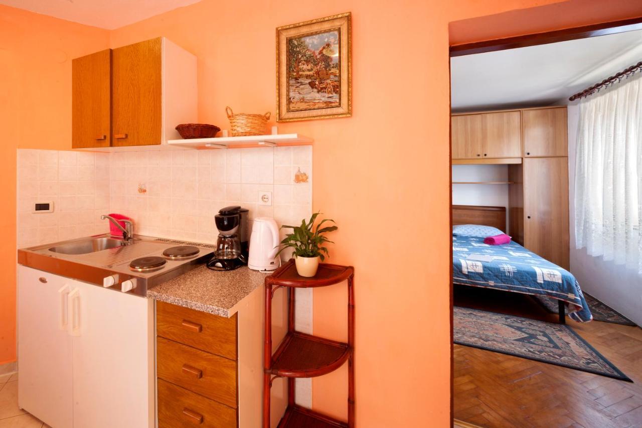 Apartment Brle โปเรช ภายนอก รูปภาพ