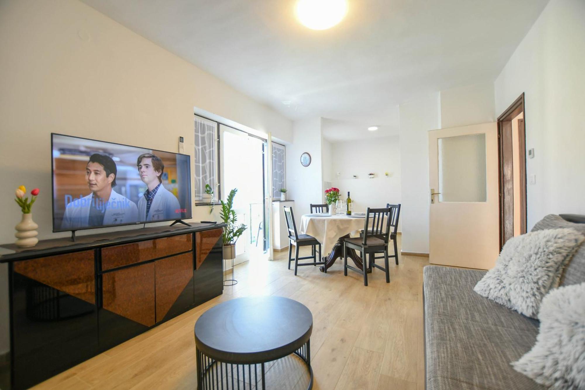 Apartment Brle โปเรช ภายนอก รูปภาพ