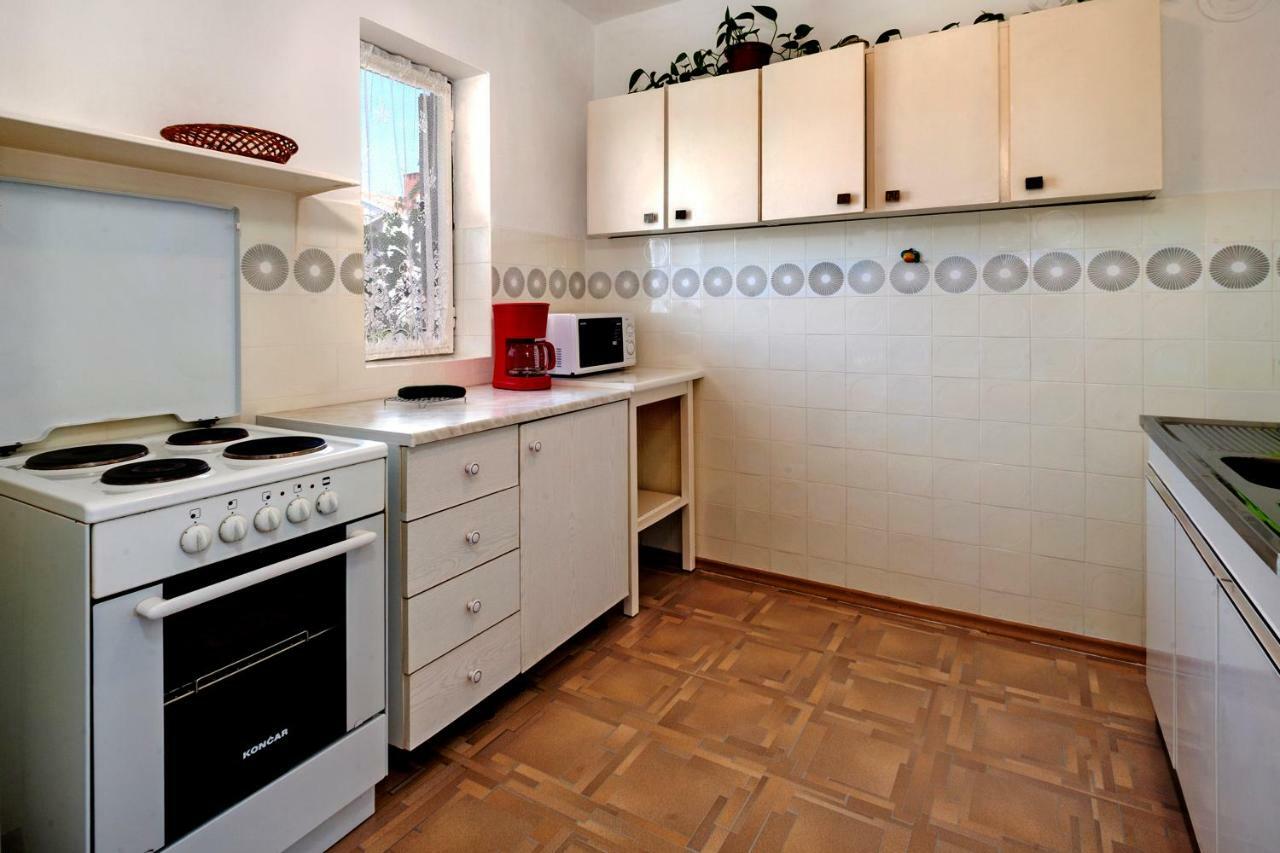 Apartment Brle โปเรช ภายนอก รูปภาพ