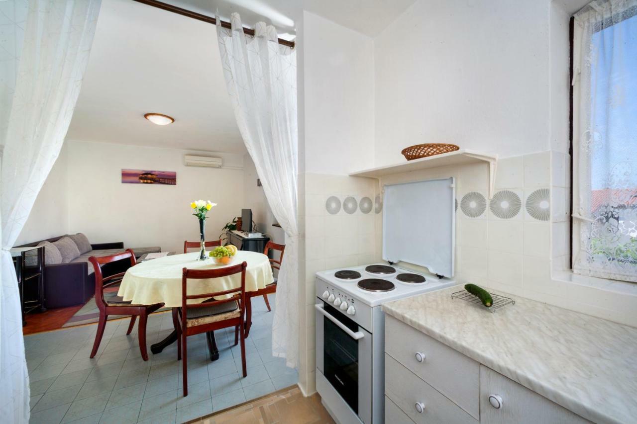 Apartment Brle โปเรช ภายนอก รูปภาพ