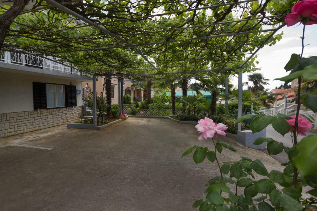 Apartment Brle โปเรช ภายนอก รูปภาพ